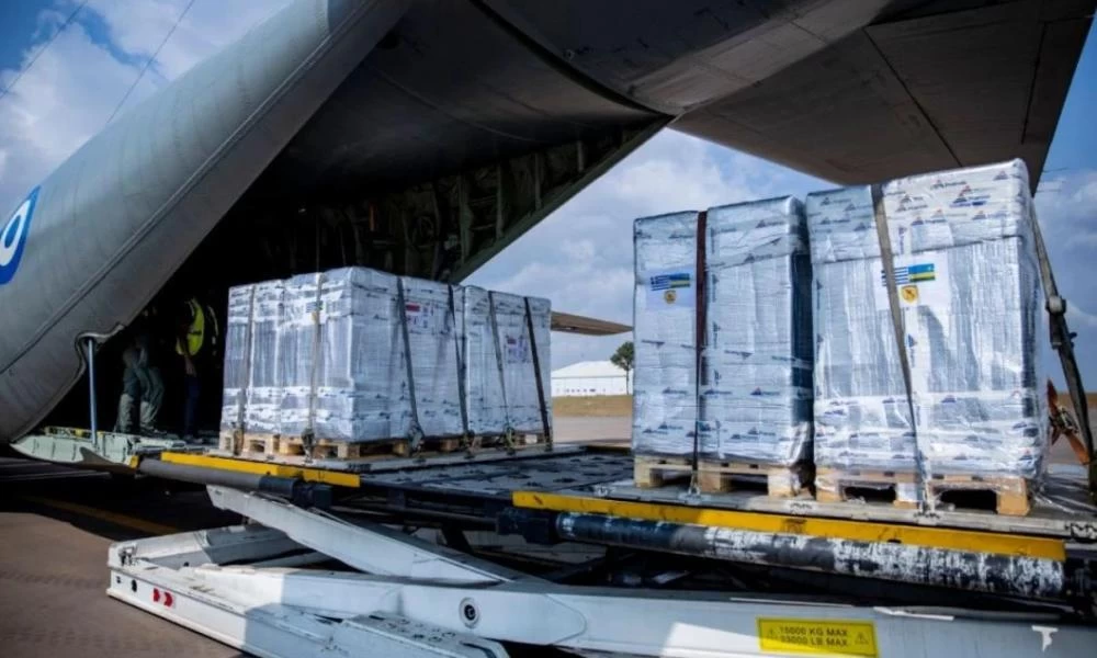 Ρουάντα: Η Ελλάδα δώρισε 200.000 δόσεις εμβολίου της AstraZeneca